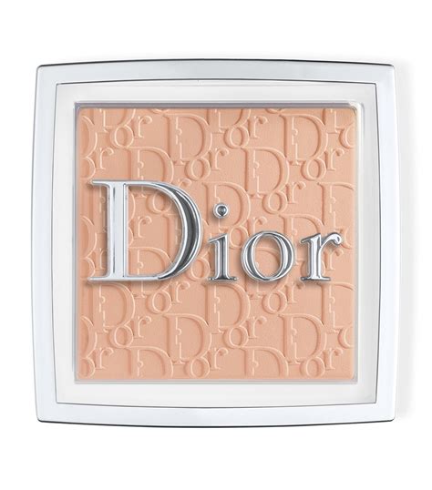 Review: Dior's New Powder.